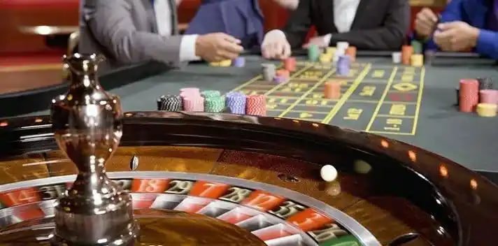 Người dùng Việt Nam truy cập 33win com trên điện thoại